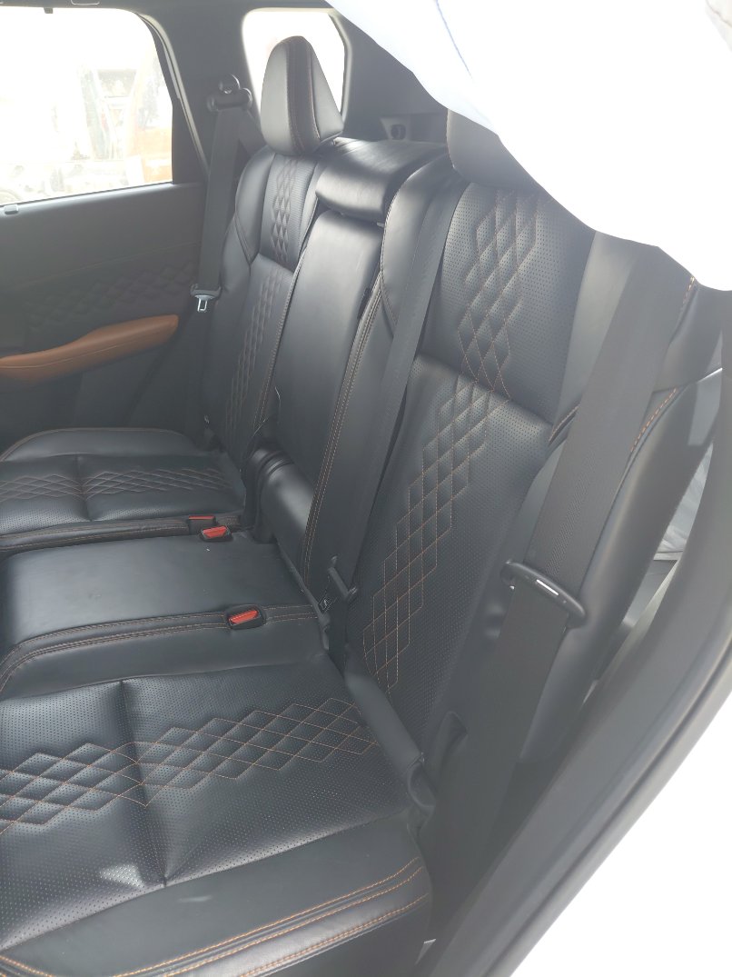 Mitsubishi Outlander  2024 image