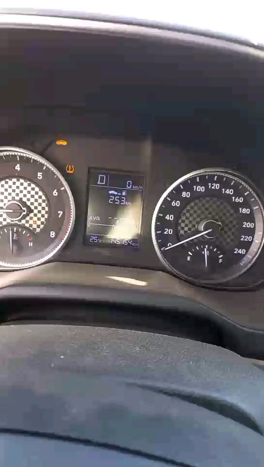 هيونداي إلنترا GL 2020 video