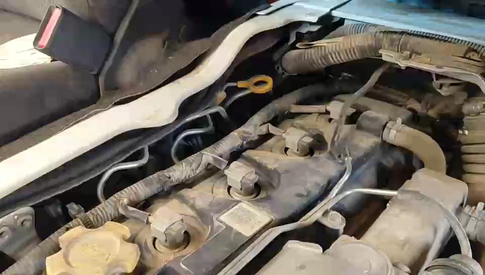 نيسان NV350 Urvan  2021 video