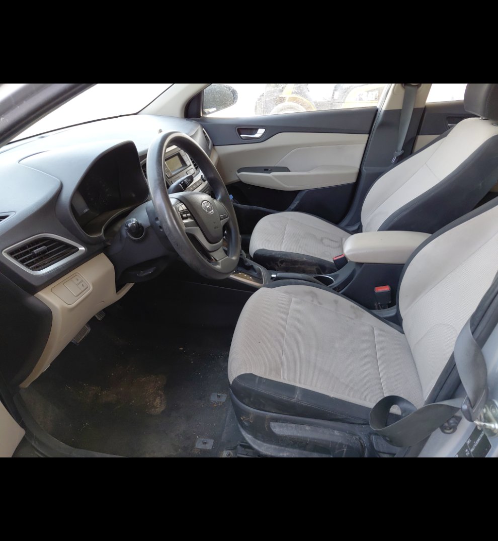 Hyundai Accent STD 2022 image
