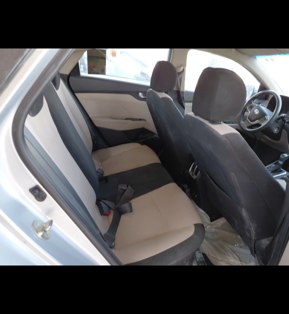 Hyundai Accent STD 2022 image