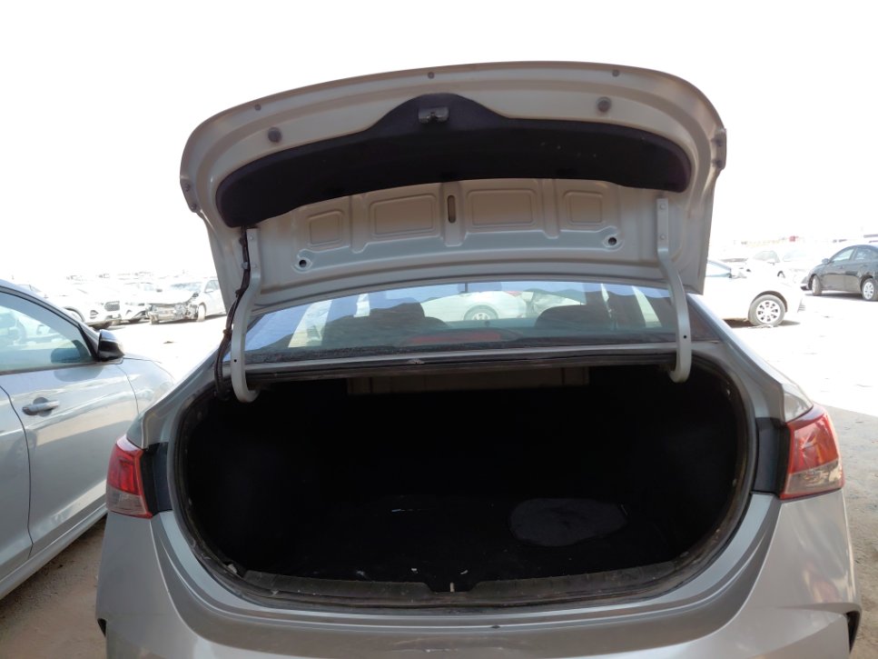 Hyundai Accent STD 2022 image