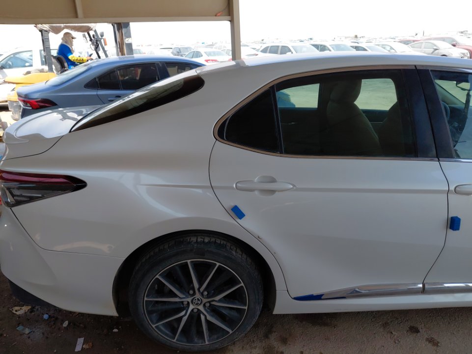 تويوتا كامري GLE HEV 2022 image