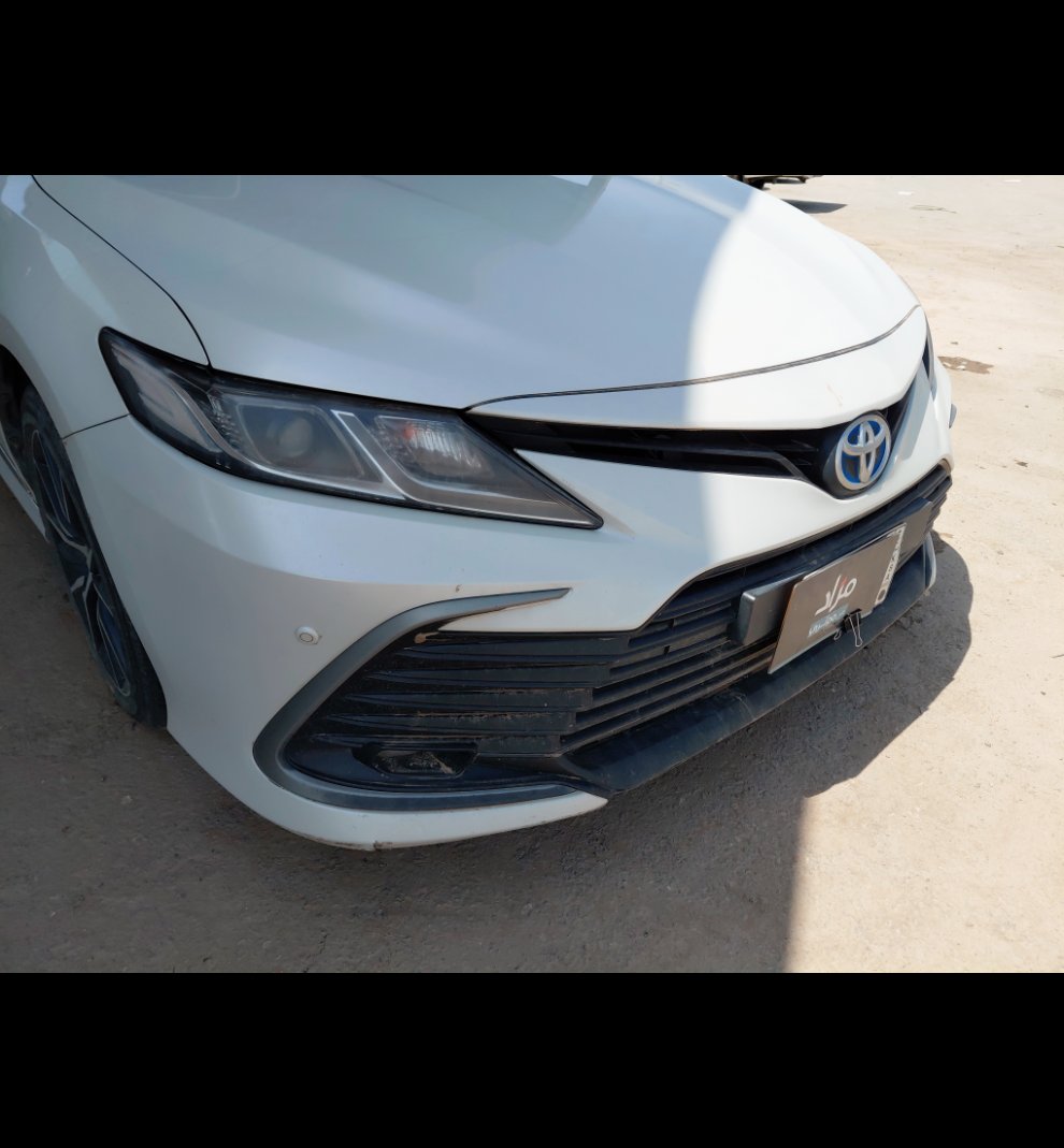 تويوتا كامري GLE HEV 2022 image