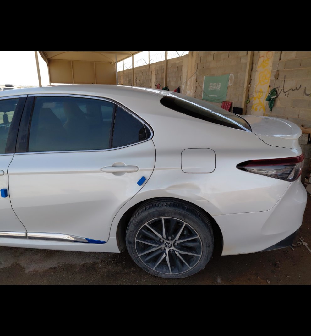 تويوتا كامري GLE HEV 2022 image