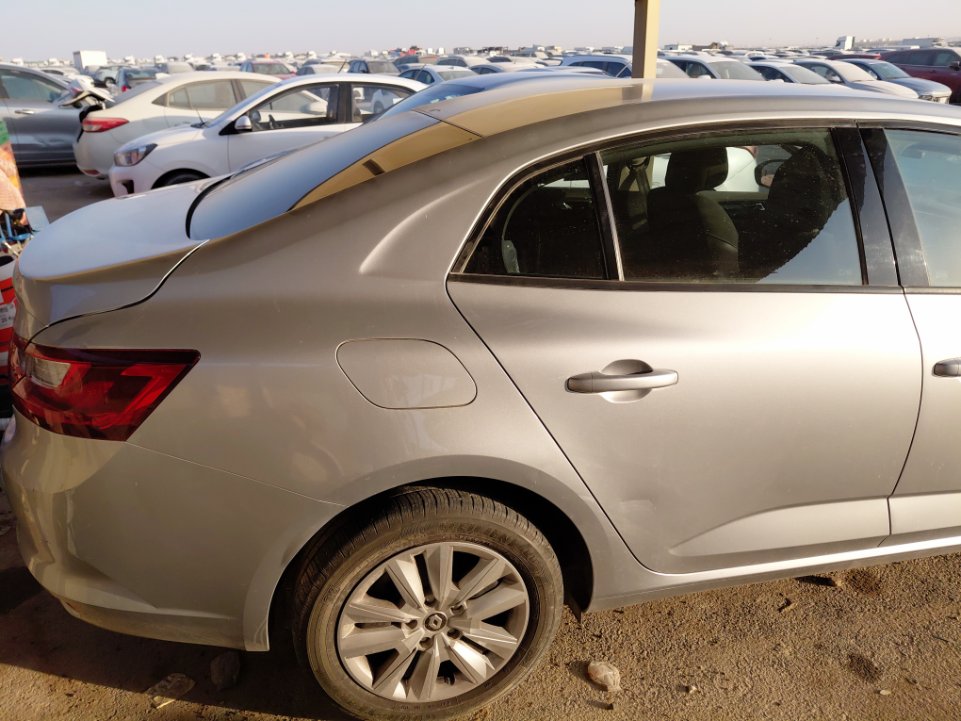 رينو ميجان E - STD 2024 image