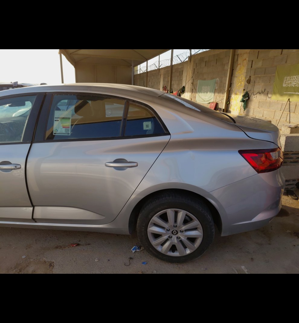 رينو ميجان E - STD 2024 image