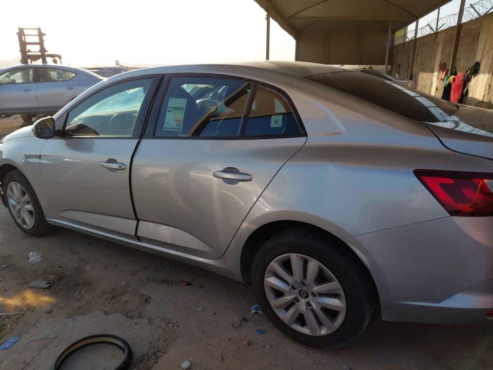 رينو ميجان E - STD 2024 image