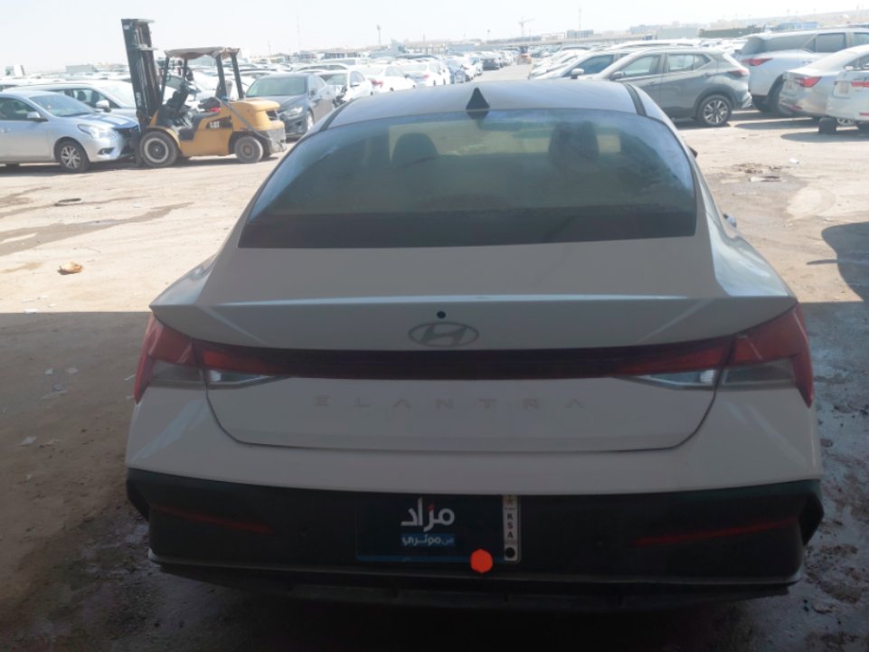 هيونداي إلنترا STD 2024 image