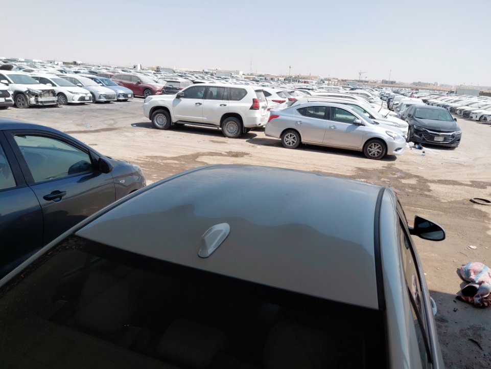 تويوتا يارس Y FLT 2022 image