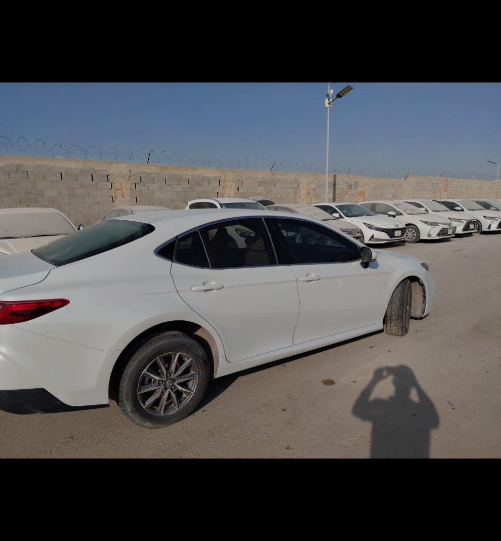 تويوتا كامري E 2025 image