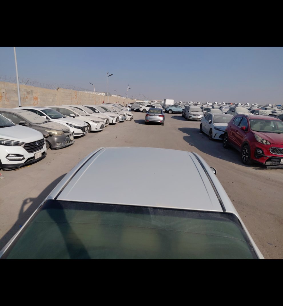تويوتا كامري E 2025 image