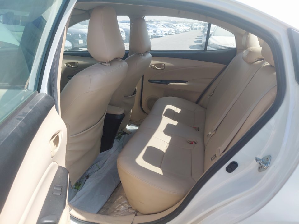 تويوتا يارس Y FLT ( IA) 2021 image