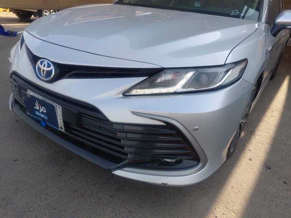 تويوتا كامري GLE HEV  2022 image