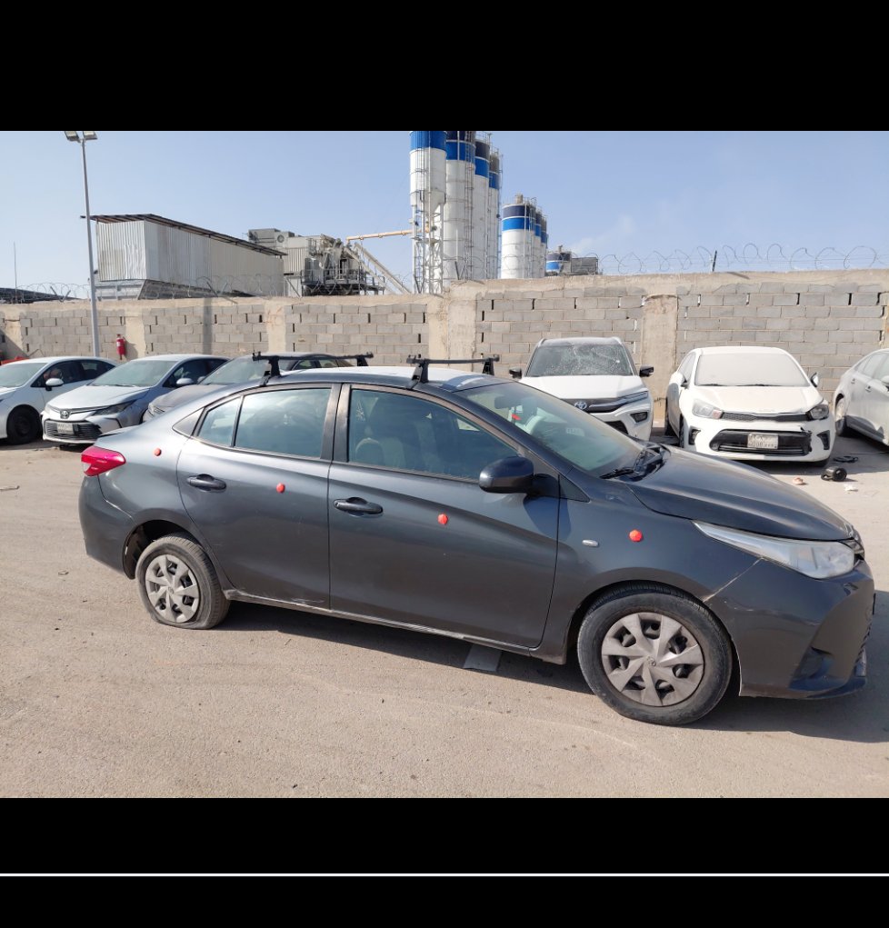 تويوتا يارس Y FLT  2021 image