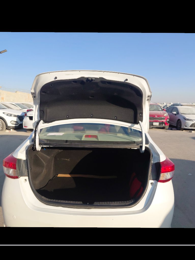 تويوتا يارس Y2 2022 image