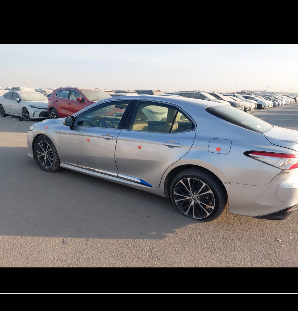 تويوتا كامري GLE HEV 2020 image