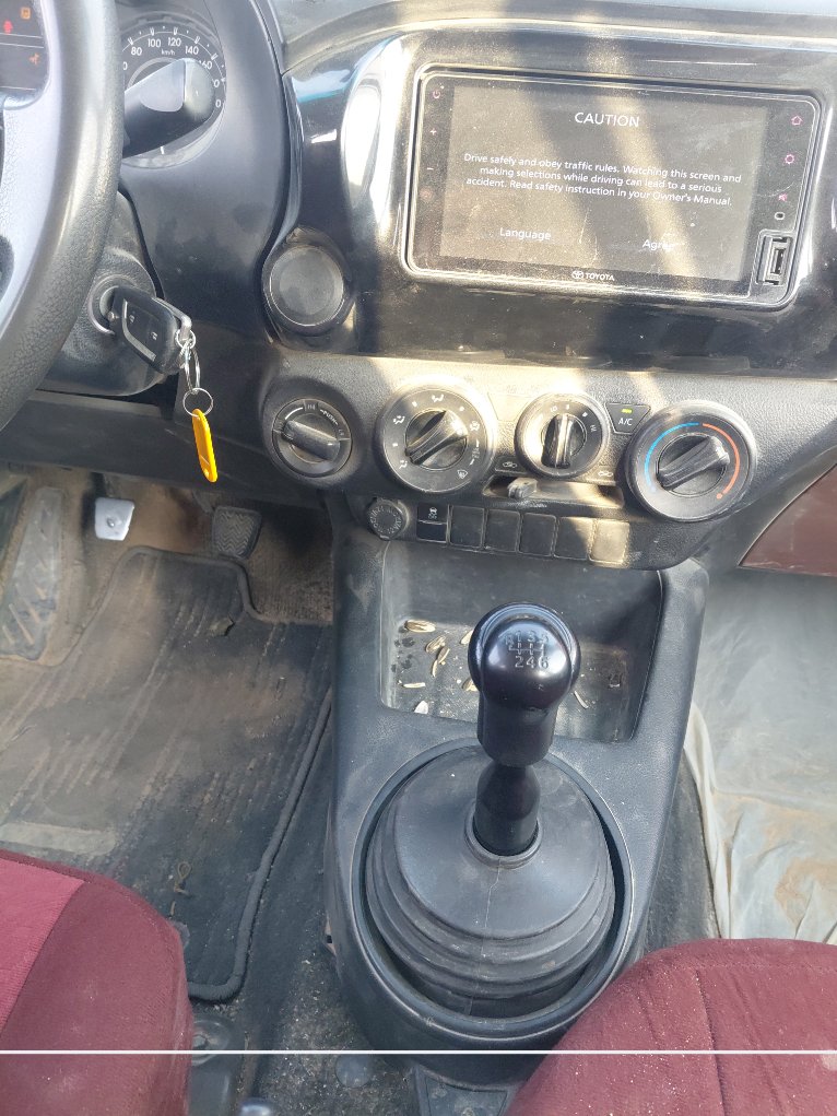 تويوتا هايلكس 4X4- 2023 image