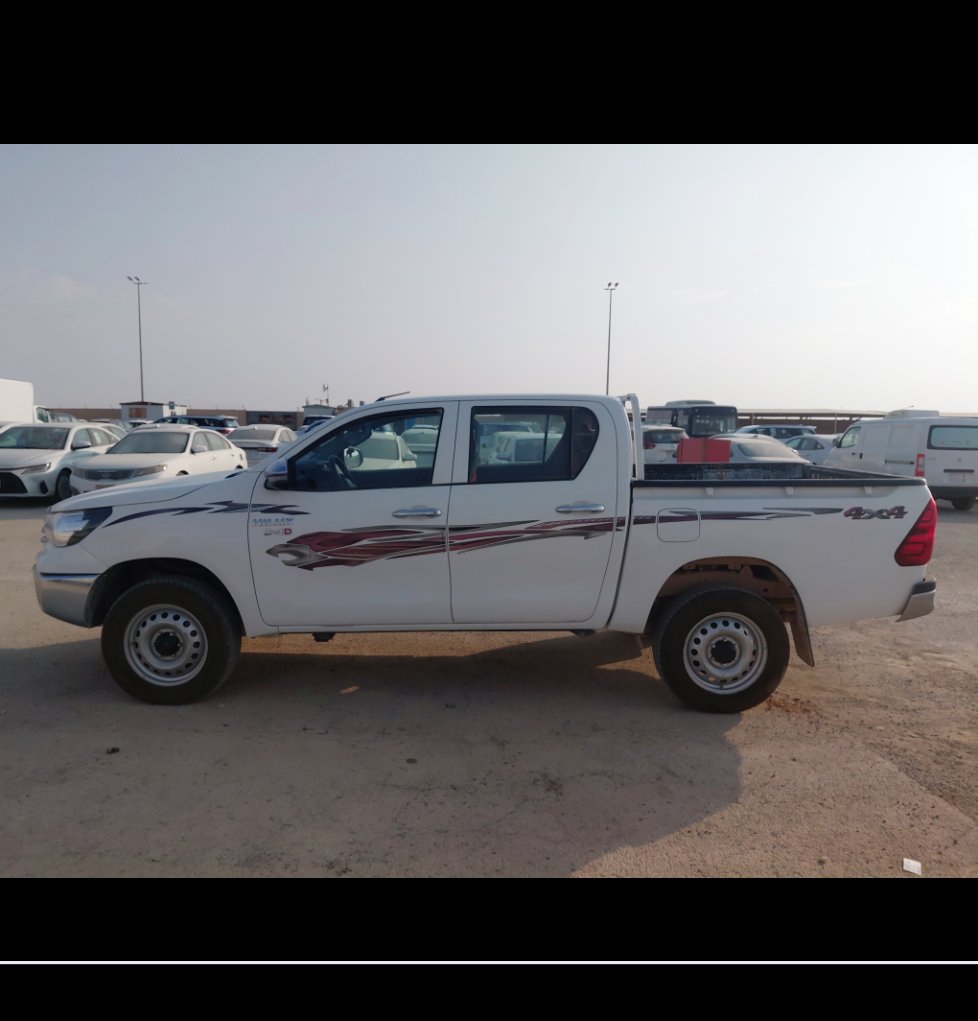 تويوتا هايلكس 4X4- 2023 image