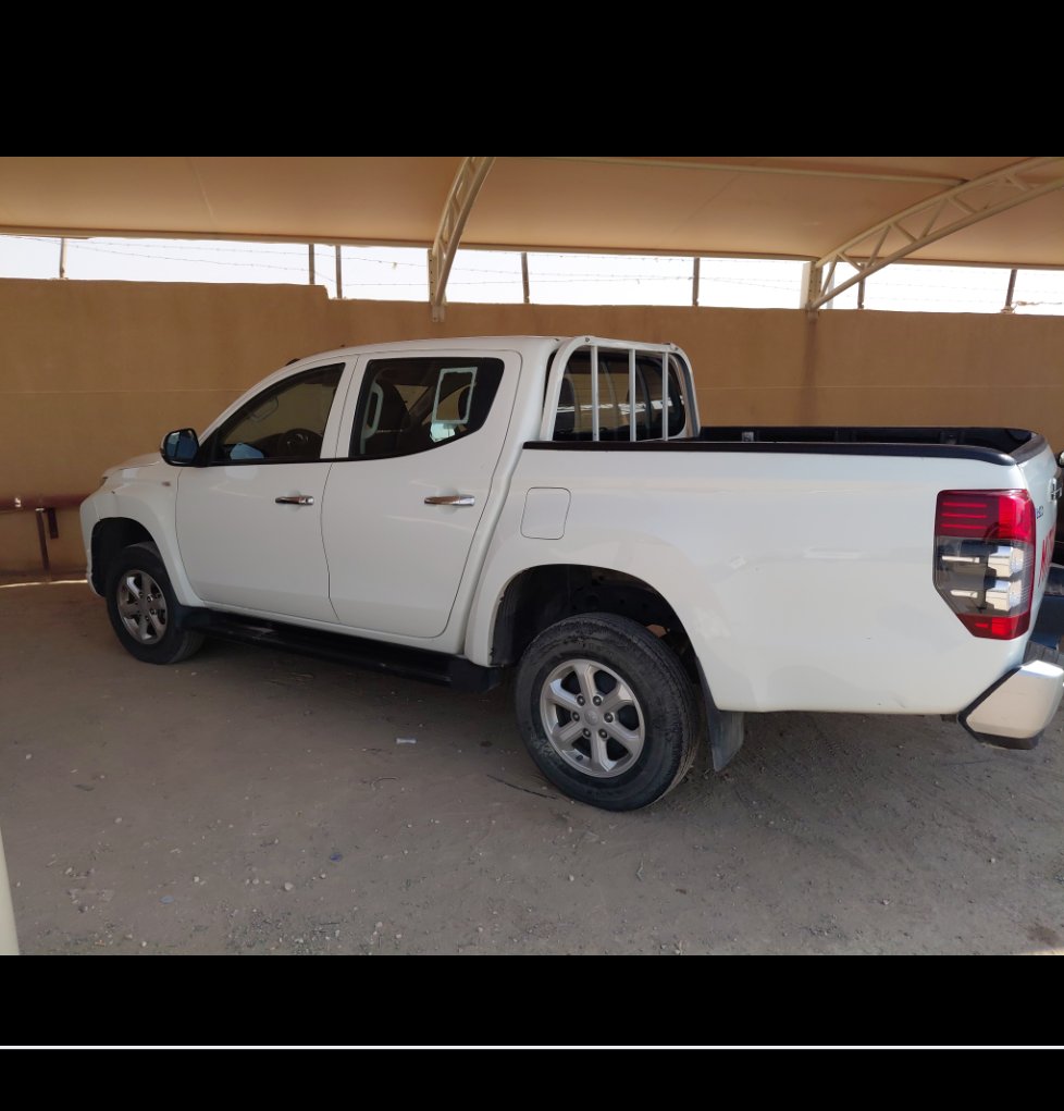 ميتسوبيشي L200 4x4 2023 image
