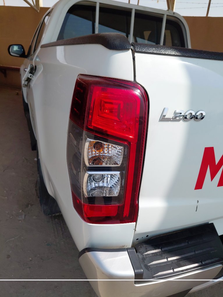ميتسوبيشي L200 4x4 2023 image