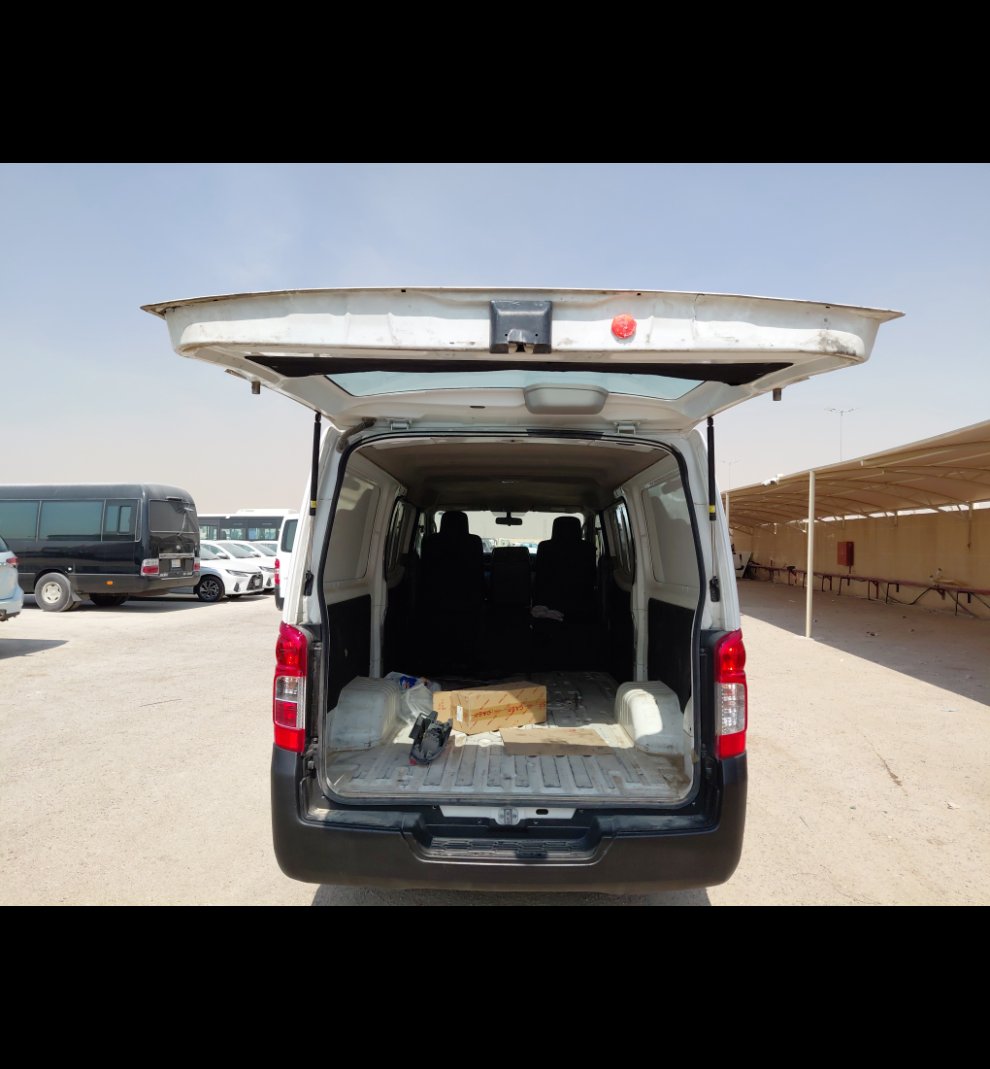 نيسان أورفان  2021 image