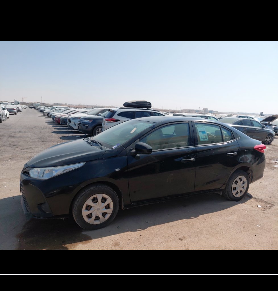تويوتا يارس Y FLT  2021 image