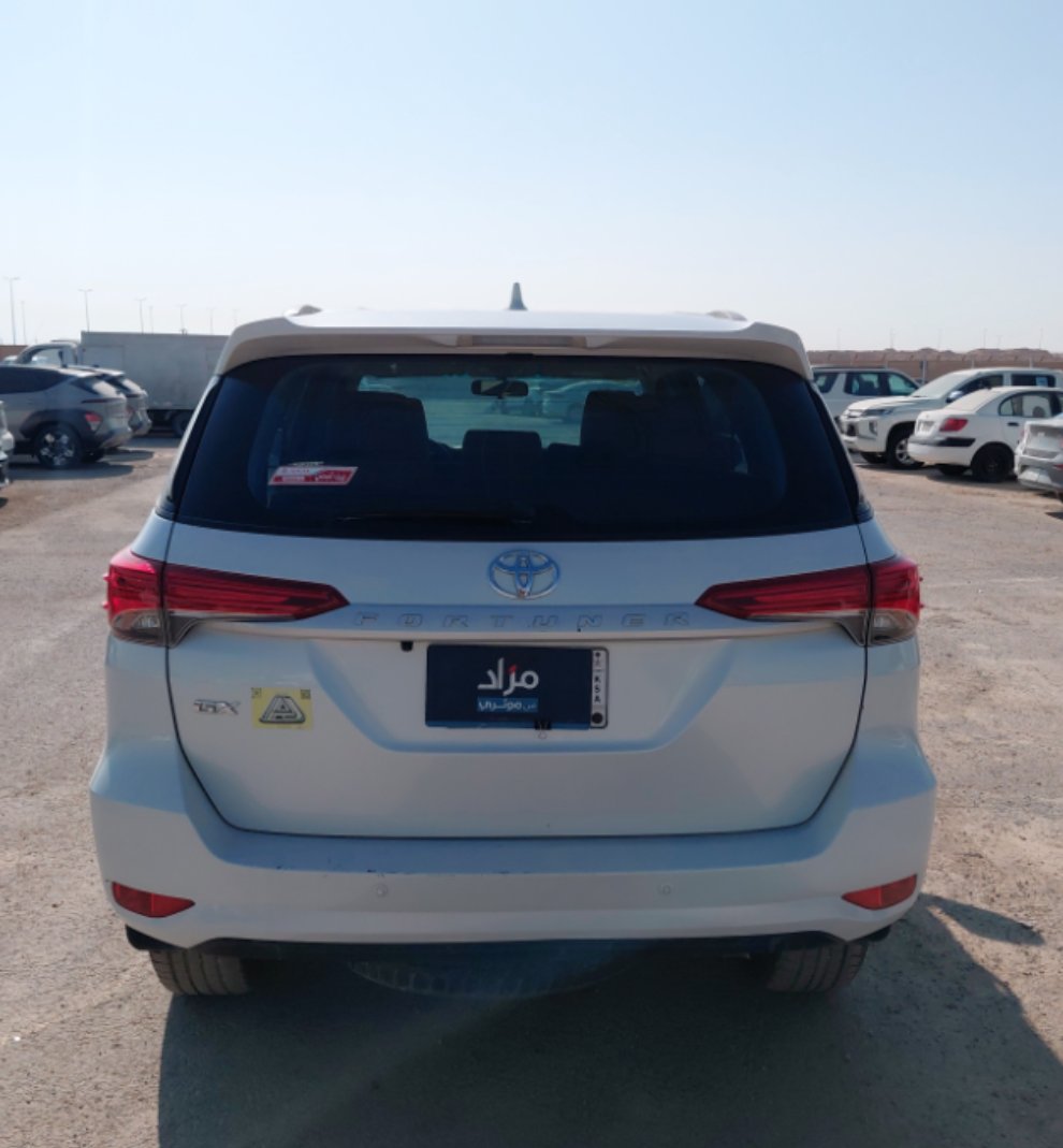 Toyota Fortuner GX2 2024 image