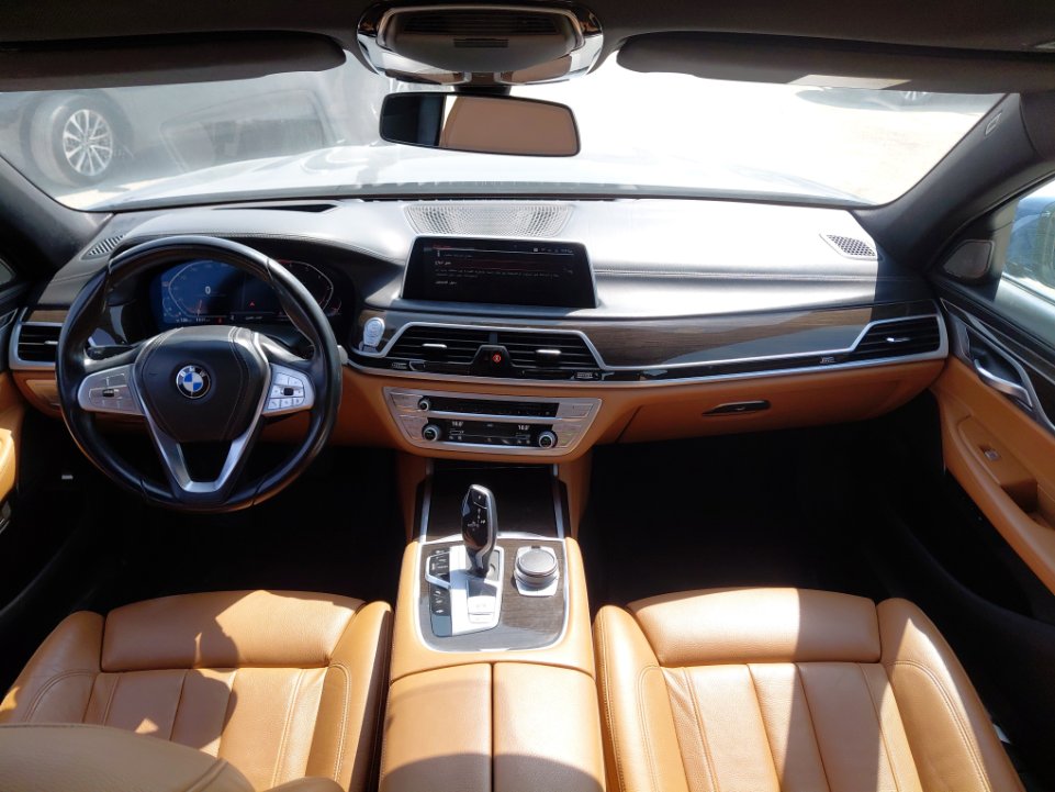 BMW 730 Li  2022 image
