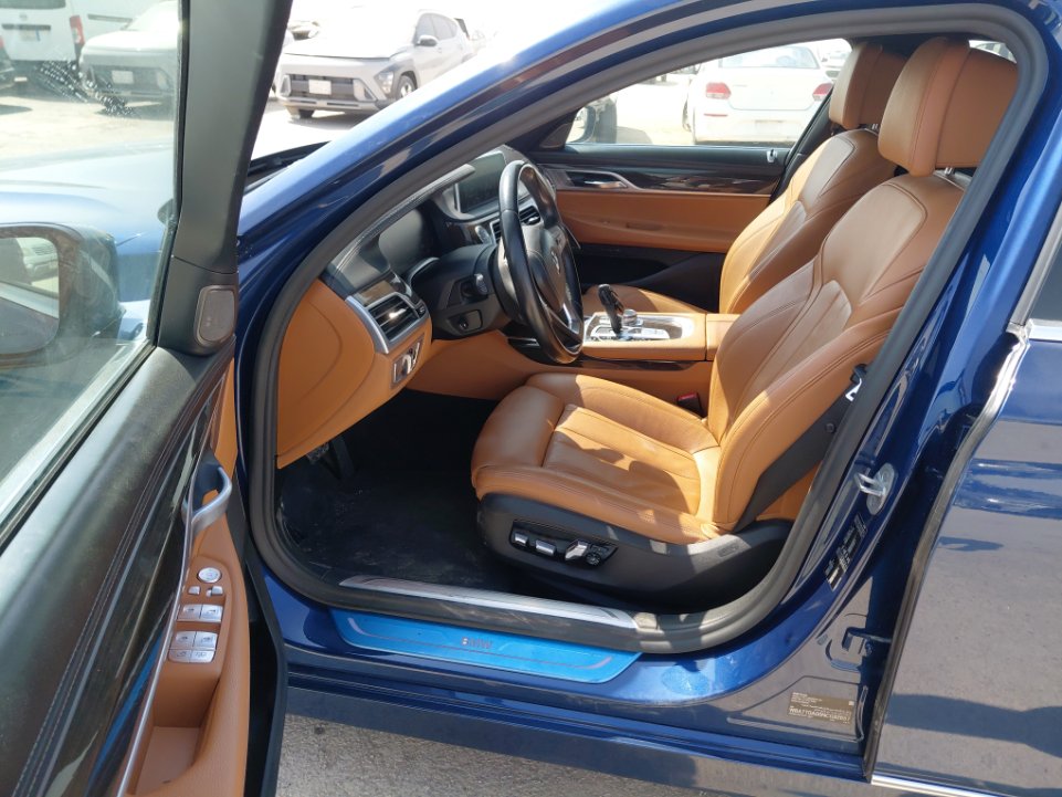 BMW 730 Li  2022 image