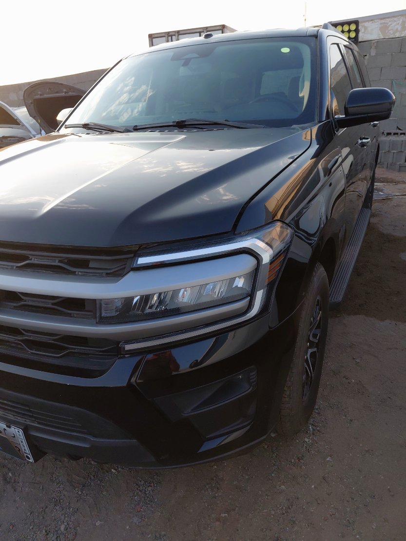 Ford Expedition XLT 2024 image