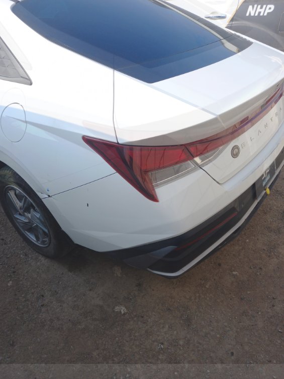 Hyundai Elantra  2024 image