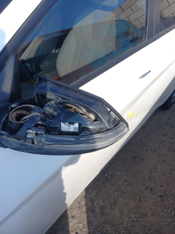 Hyundai Elantra  2024 image