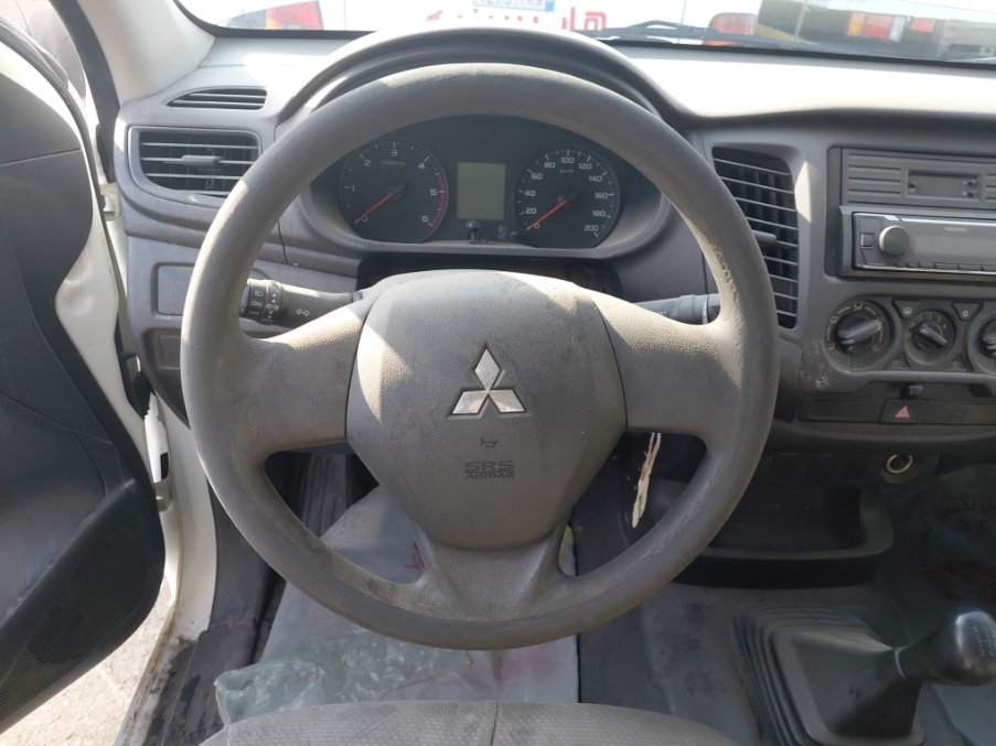 Mitsubishi L200  2023 image