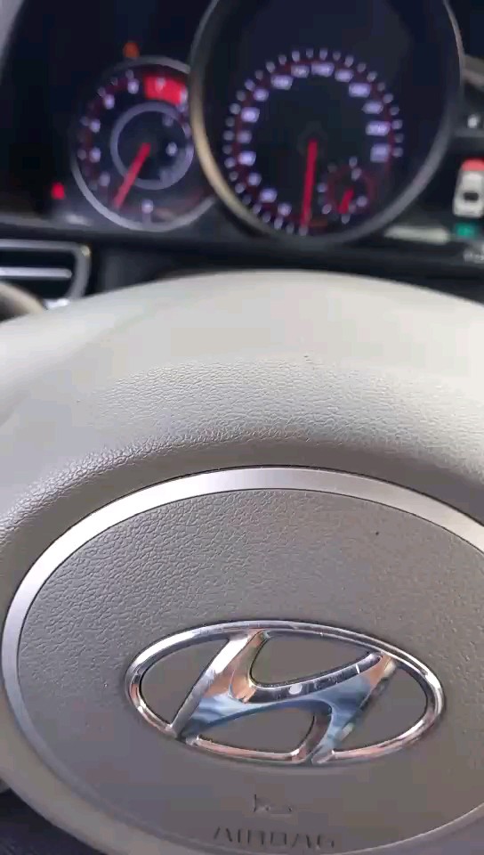 هيونداي إلنترا  2023 video