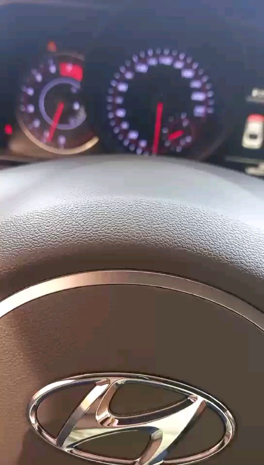 هيونداي إلنترا  2023 video