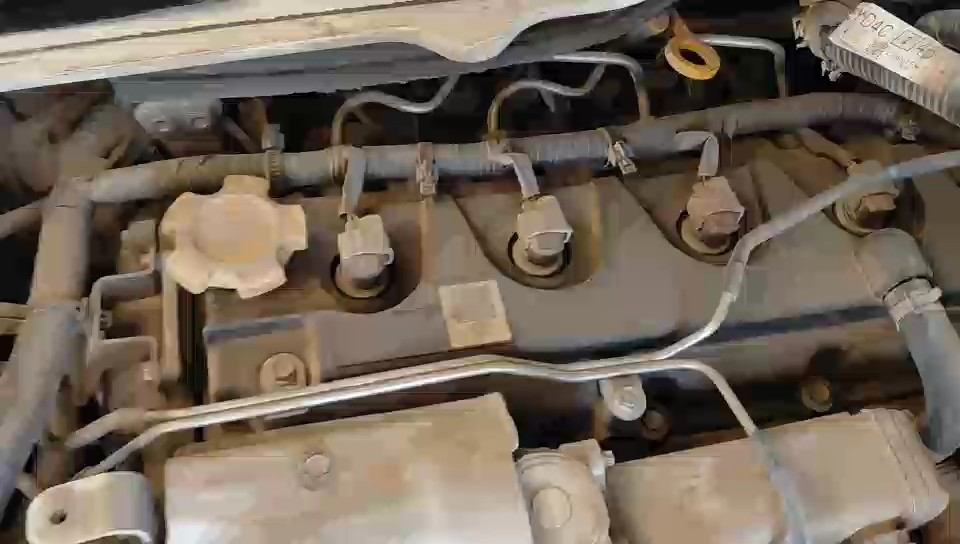 نيسان NV350 Urvan  2023 video