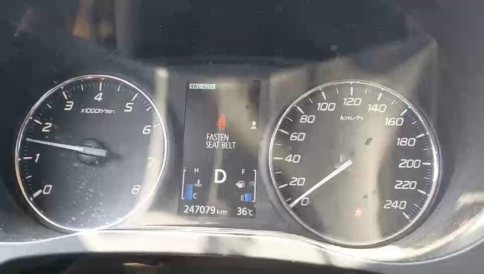 ميتسوبيشي أوتلاندر 4WD - جي تي 2020 video