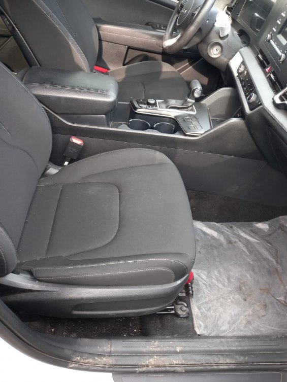 كيا سبورتاج NQ5E SPORTAGE LX 4WD 2024 image
