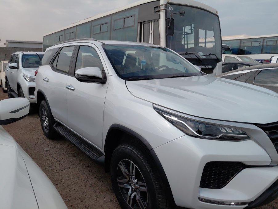 Toyota Fortuner GX2 2024 image