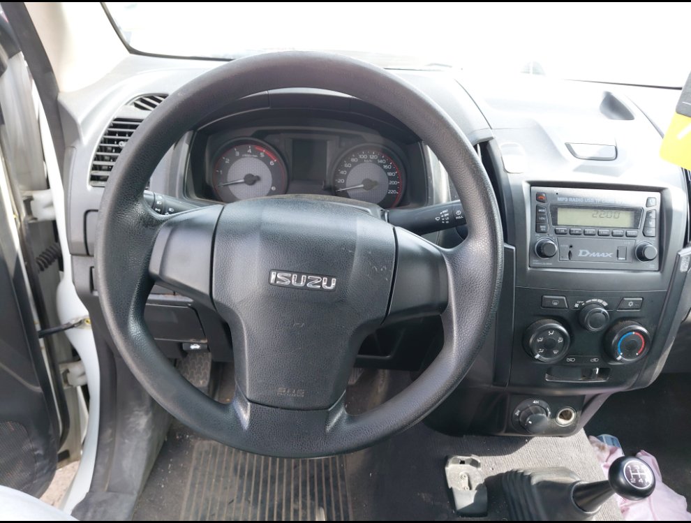 ايسوزو ديماكس 4WD 2023 image