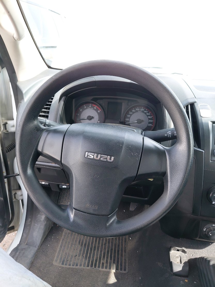 ايسوزو ديماكس 4WD 2023 image