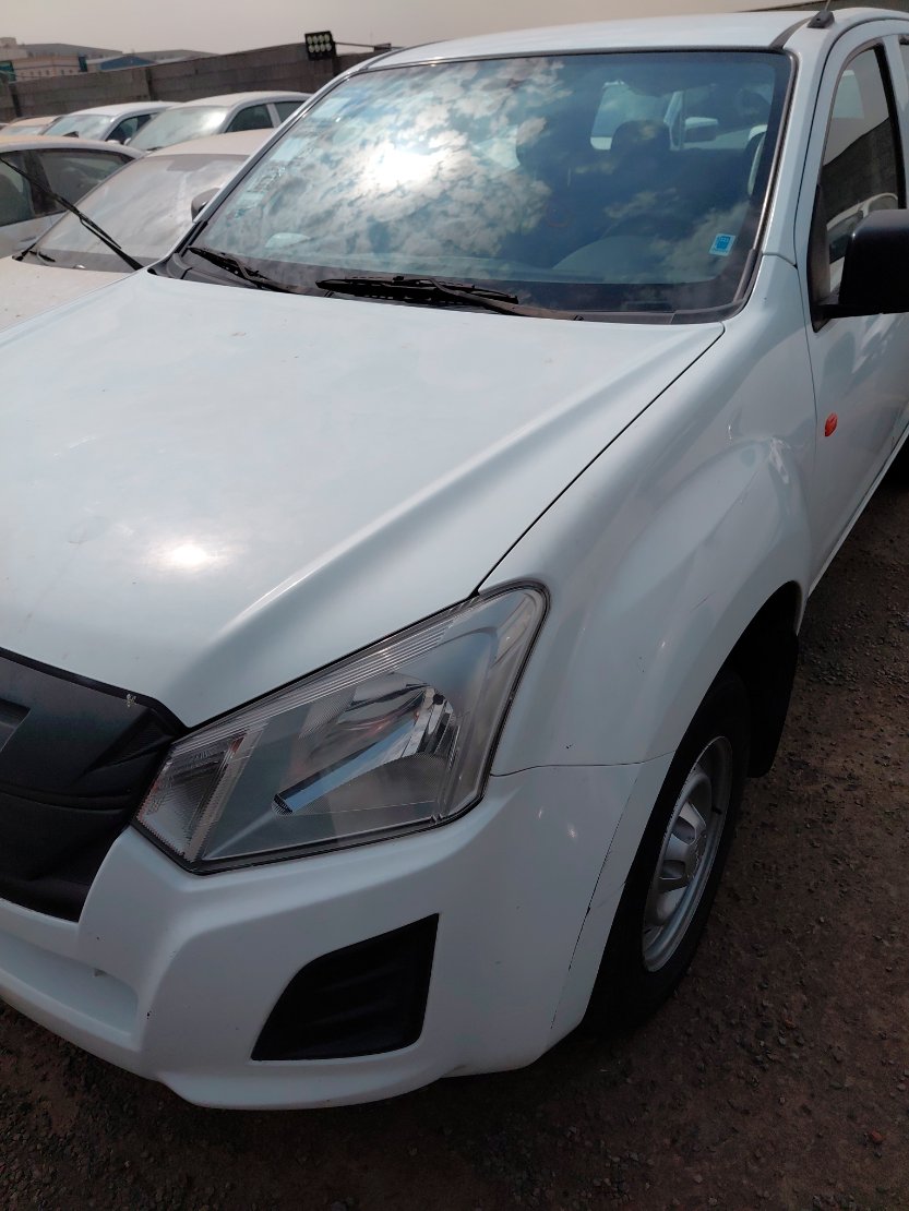 ايسوزو ديماكس 4WD 2023 image