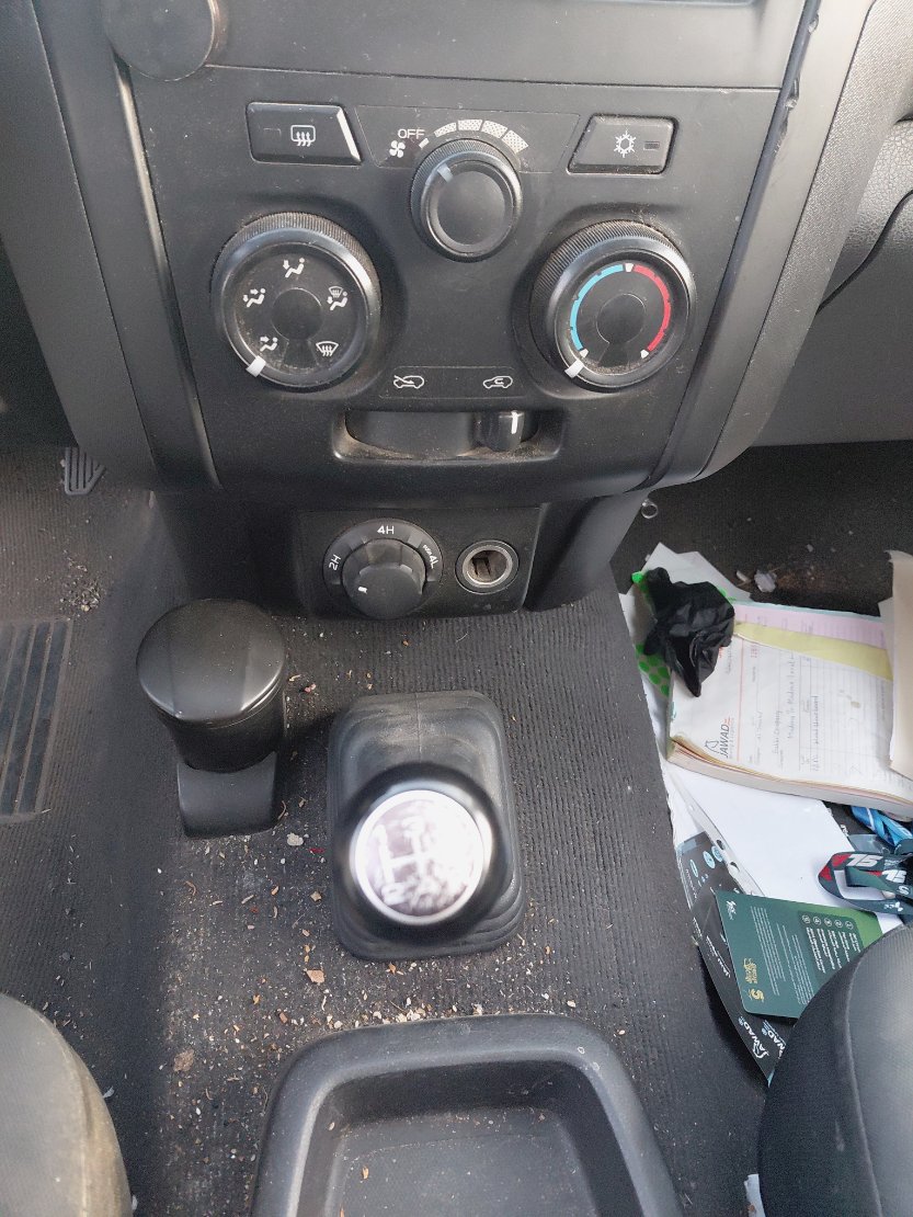 Isuzu D MAX 4WD 2023 image