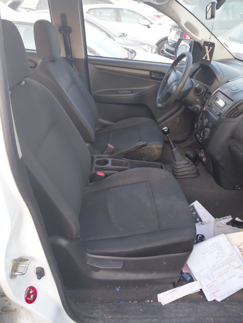 Isuzu D MAX 4WD 2023 image