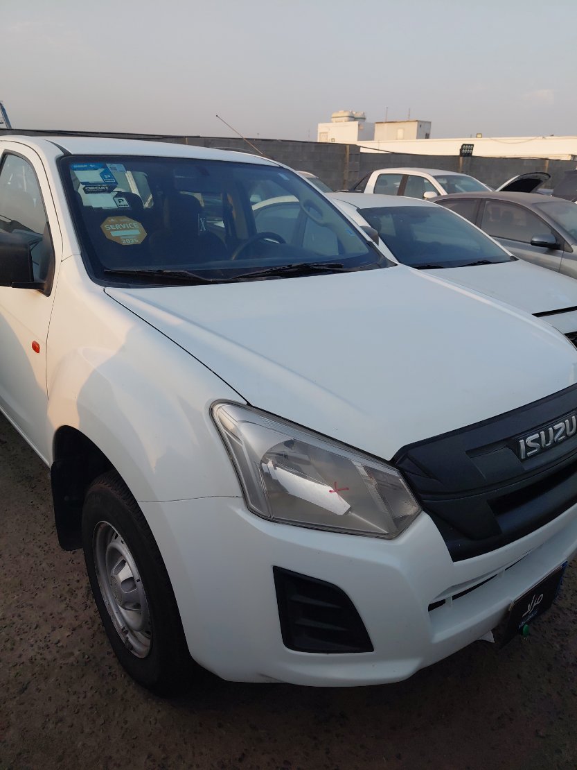 Isuzu D MAX 4WD 2023 image