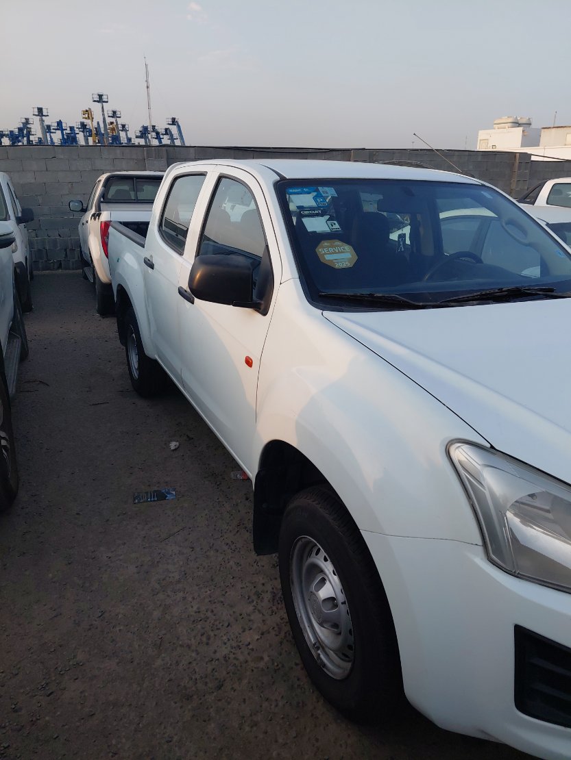 Isuzu D MAX 4WD 2023 image