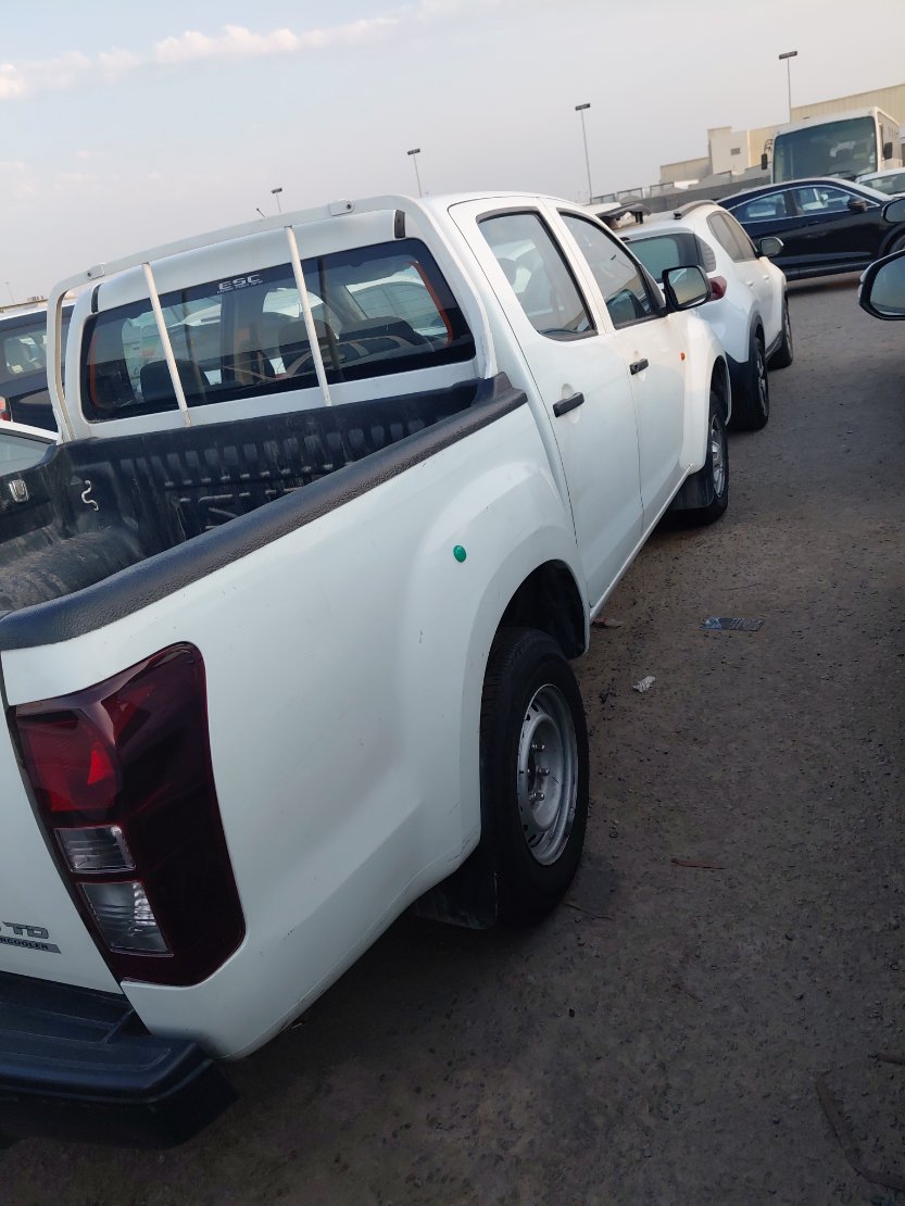 Isuzu D MAX 4WD 2023 image
