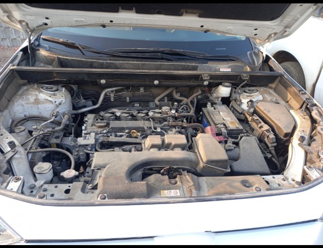 Toyota RAV4 LE 2024 image