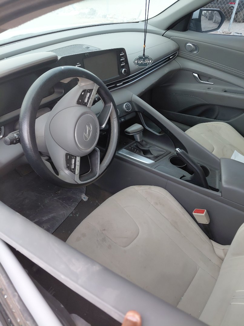 Hyundai Elantra  2024 image